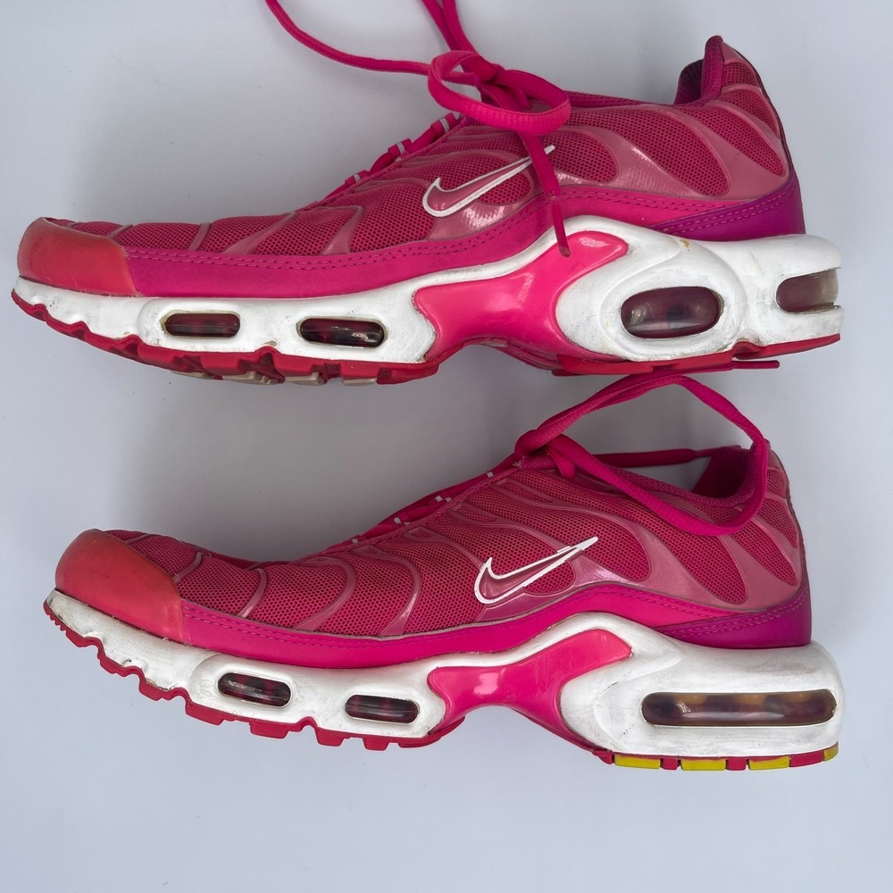 Nike Air Max Plus Women's 10 Pink White Sneakers